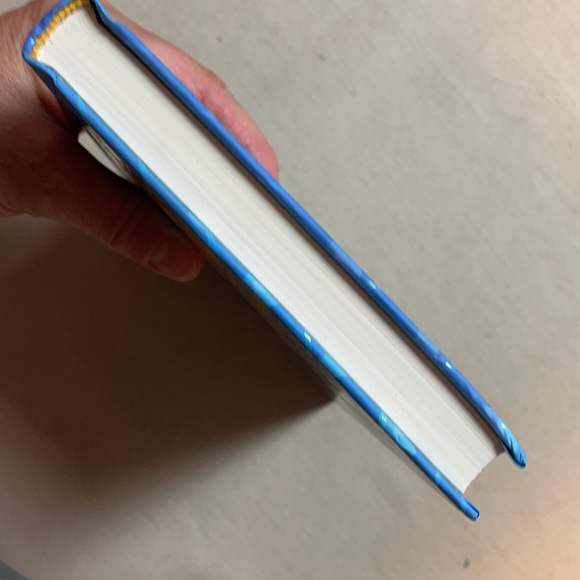 📚2/$6 🎁At the Bottom of the World: Jack and the… - Picture 6 of 12